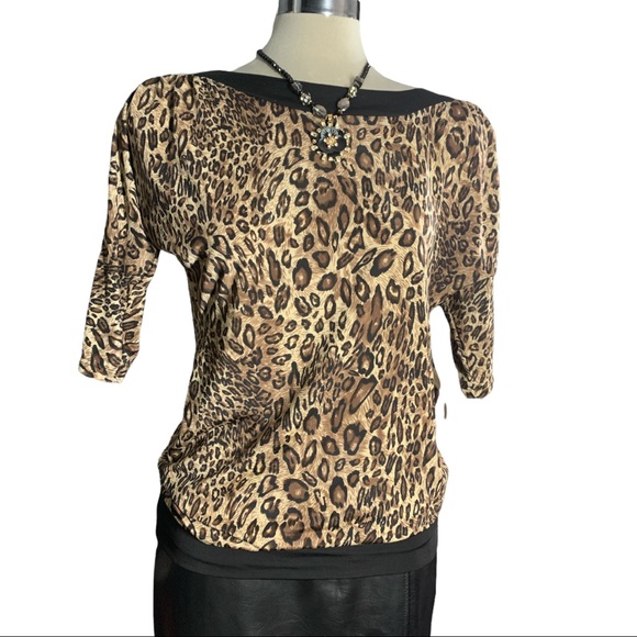 Seductions Leopard Print Brown and black Open Back Blouse Size M - Picture 3 of 13